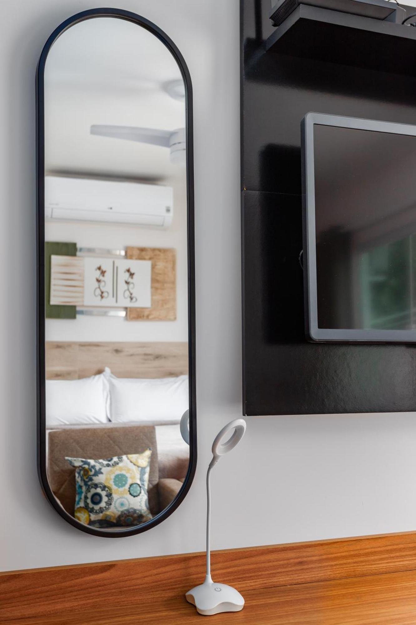 Studio Apto Com Varanda Garagem Tv Smart Wi-Fi Marica Luaran gambar