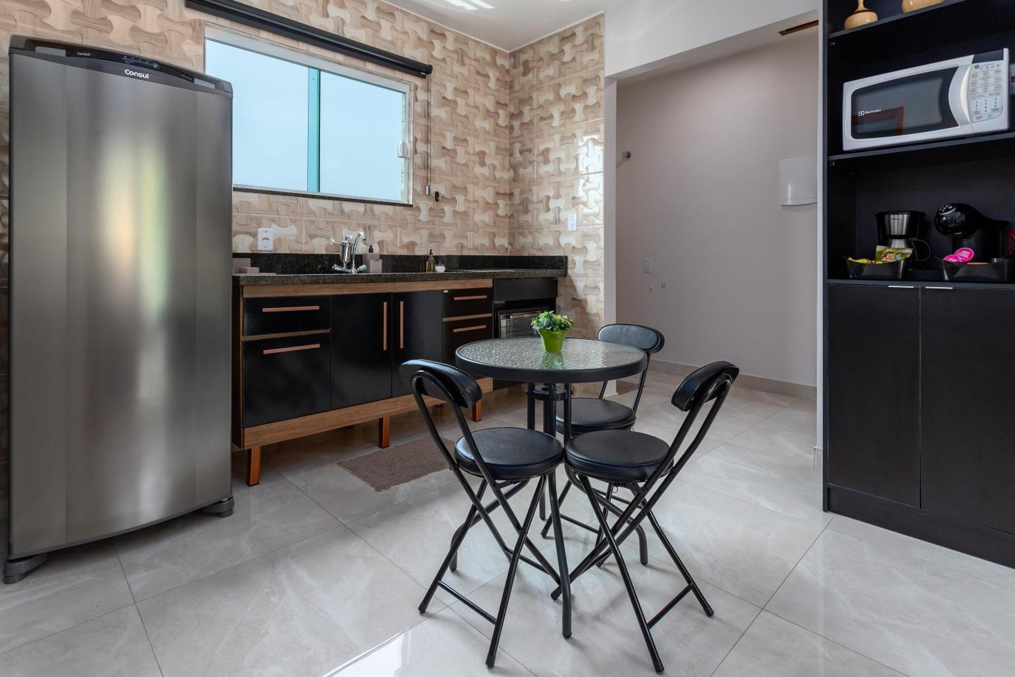 Studio Apto Com Varanda Garagem Tv Smart Wi-Fi Marica Luaran gambar